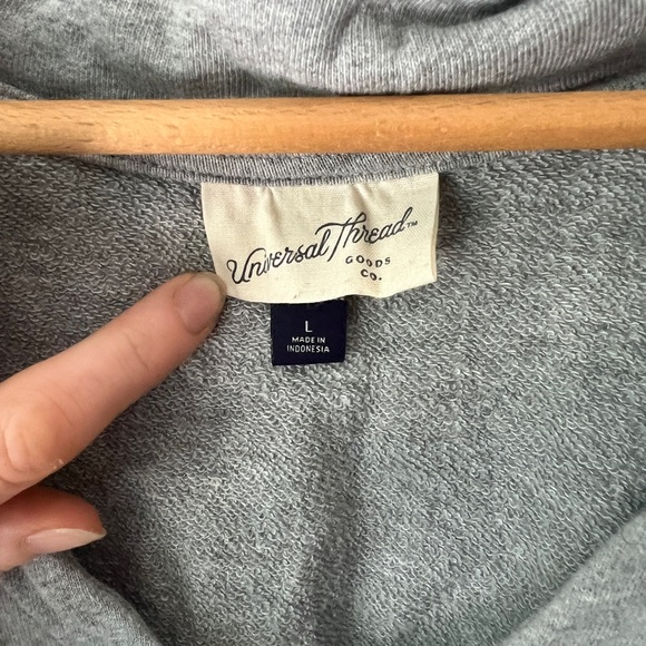 Universal Threads Lounge Set - Picture 3 of 8